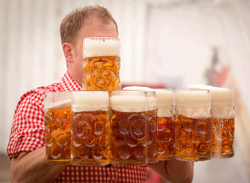 Поздравление и пиво